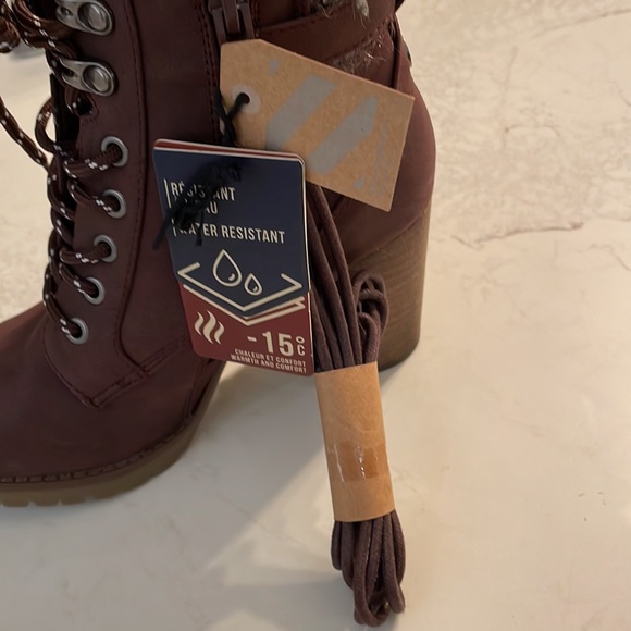 Chelsee combat Plum Boot with chunky heel - Picture 6 of 15